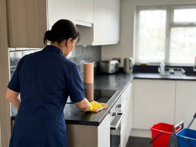 Deja tu hogar impecable con limpieza profesional en Ferrol